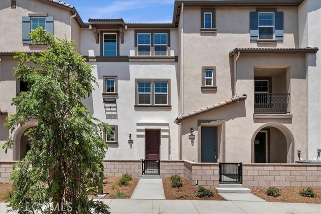 Detail Gallery Image 1 of 1 For 40355 Melrose Dr, Temecula,  CA 92591 - 2 Beds | 2/1 Baths