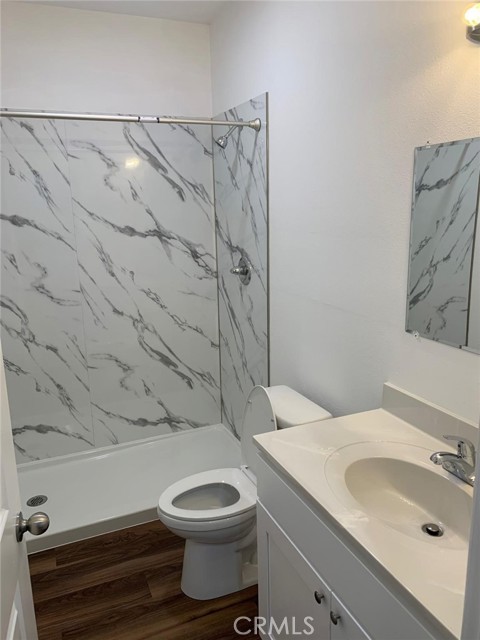 1057 circle city dr Circle, Corona CA: https://media.crmls.org/medias/f58c2e45-9f41-4c68-85c0-426bfc6128d1.jpg