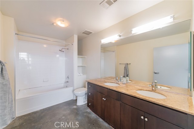 Detail Gallery Image 15 of 30 For 116 S Harbor Bld #102,  Anaheim,  CA 92805 - 2 Beds | 2/1 Baths