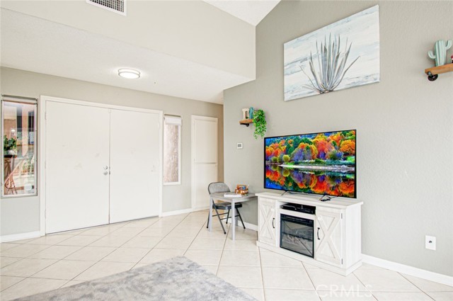 Detail Gallery Image 7 of 47 For 5705 N F, San Bernardino,  CA 92407 - 3 Beds | 2 Baths