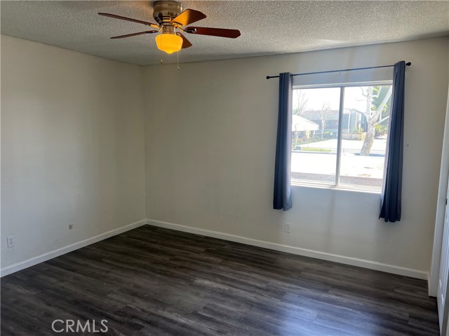 Detail Gallery Image 11 of 27 For 1437 Libra Ct, Bakersfield,  CA 93309 - 2 Beds | 1/1 Baths