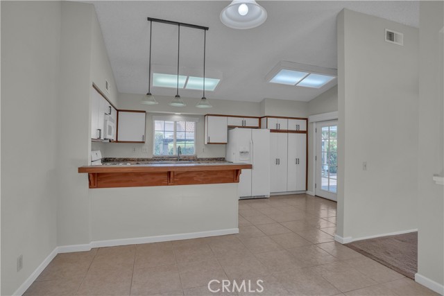29331 Mawr Court, Menifee CA: https://media.crmls.org/medias/f58e57db-196a-45f9-a151-fb7d8d94452f.jpg