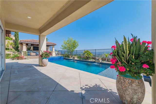20408 Umbria Way, Yorba Linda CA: https://media.crmls.org/medias/f5902aa1-3e9a-4edf-958d-f63cd9779ff1.jpg