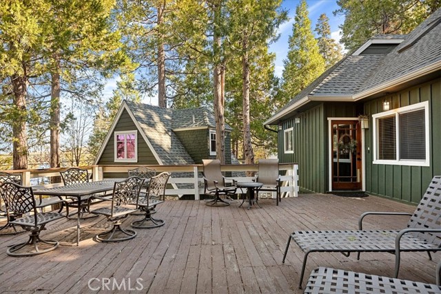 Detail Gallery Image 9 of 39 For 226 Holiday Dr, Lake Arrowhead,  CA 92352 - 4 Beds | 3/1 Baths