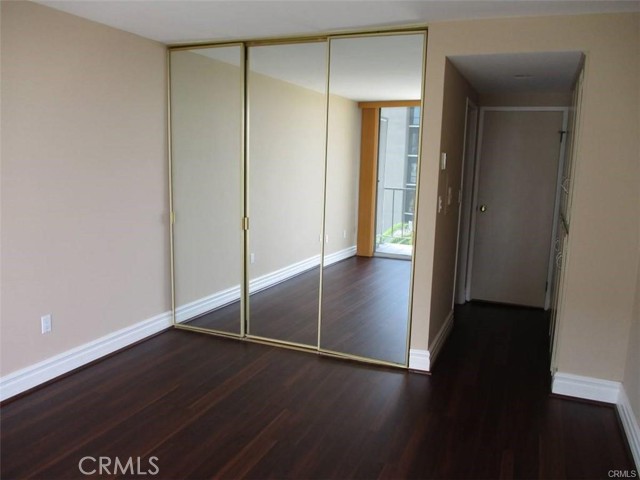Detail Gallery Image 10 of 17 For 375 Atlantic Ave #702,  Long Beach,  CA 90802 - 2 Beds | 2 Baths