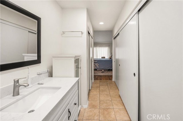 Detail Gallery Image 24 of 42 For 5573 E Vista Del Rio, Anaheim,  CA 92807 - 2 Beds | 2/1 Baths