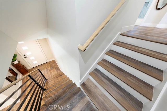 Image 18 of 48 For 19622 Canberra Ln