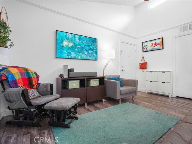 12567 Bradley Avenue, 6 photo 4