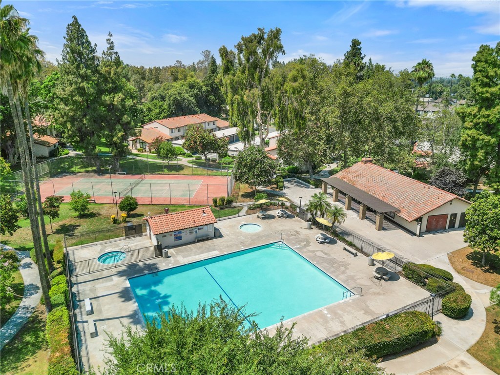 MLS #IV25182931 img 25