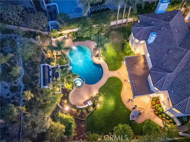 5366 Collingwood Circle, Calabasas CA: https://media.crmls.org/medias/f59402ff-10e9-4cfc-93ef-6ce21527ae1a.jpg
