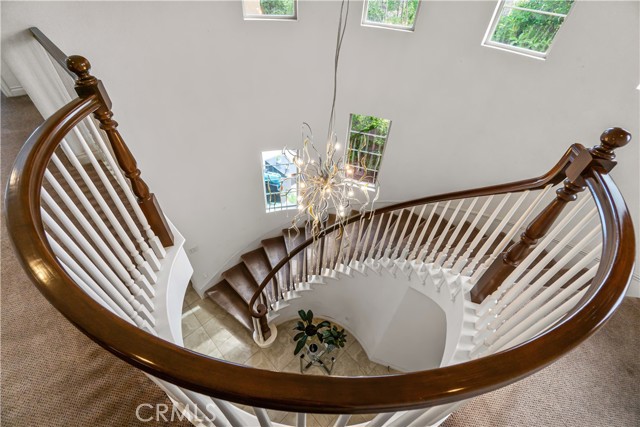 Detail Gallery Image 13 of 33 For 1932 Corte Verbena, Chula Vista,  CA 91914 - 5 Beds | 4/1 Baths