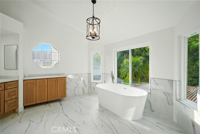 Detail Gallery Image 31 of 61 For 609 Calle Santa Barbara, San Dimas,  CA 91773 - 4 Beds | 3 Baths