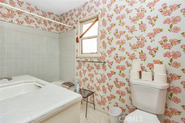 2106 E Cortez E Street, West Covina CA: https://media.crmls.org/medias/f595169e-30db-4362-9626-e1d7a56597b2.jpg