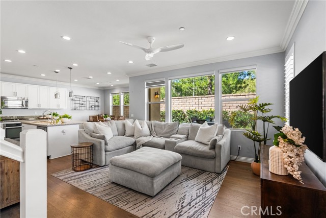 Detail Gallery Image 4 of 38 For 17 Clover, Lake Forest,  CA 92630 - 3 Beds | 2/1 Baths