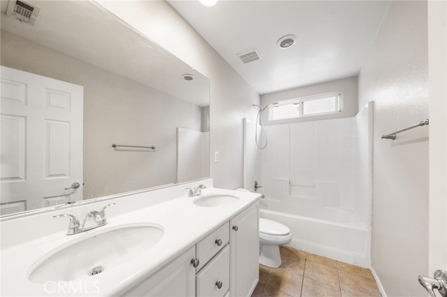 20047 Holly Drive, Outside Area (Inside Ca) CA: https://media.crmls.org/medias/f595ee59-1bd9-4b91-926c-19bd592956e1.jpg