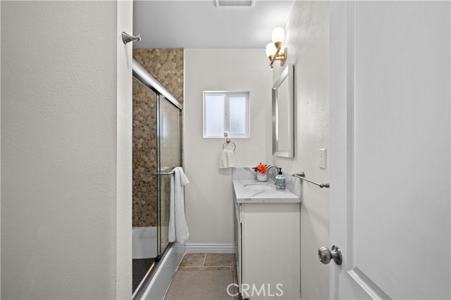 Detail Gallery Image 36 of 53 For 5979 Hereford, Los Angeles,  CA 90022 - 3 Beds | 2 Baths