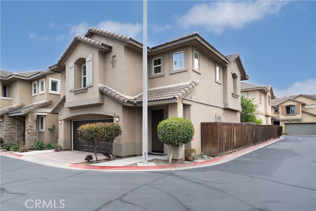 Detail Gallery Image 2 of 25 For 8063 Cambria Cir, Stanton,  CA 90680 - 3 Beds | 2/1 Baths