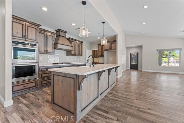 21813 Valley Vista Drive, Tehachapi CA: https://media.crmls.org/medias/f5966678-bc49-4e11-8fd6-293a73ff931b.jpg
