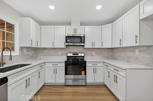 Detail Gallery Image 6 of 17 For 629 S Sage, Rialto,  CA 92376 - 3 Beds | 1 Baths