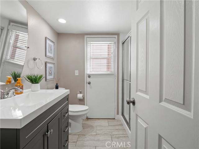 Detail Gallery Image 21 of 42 For 38948 Glenwood, Palmdale,  CA 93551 - 4 Beds | 3 Baths