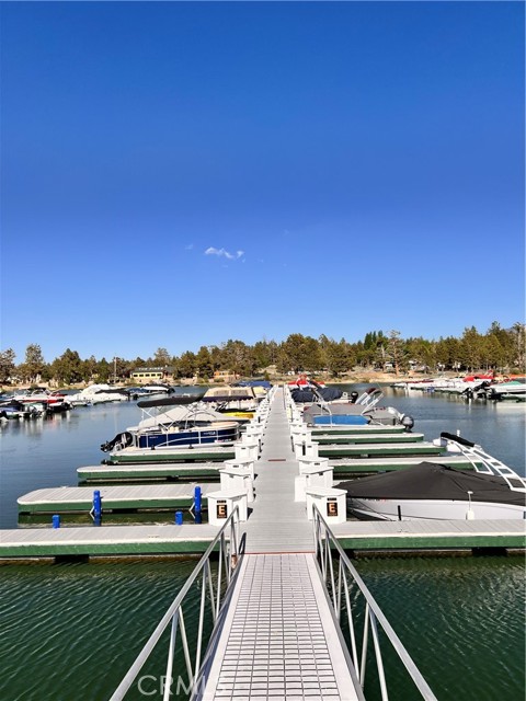 Detail Gallery Image 1 of 9 For 400 Pine Knot Blvd #E-29, Big Bear Lake,  CA 92315 - – Beds | – Baths