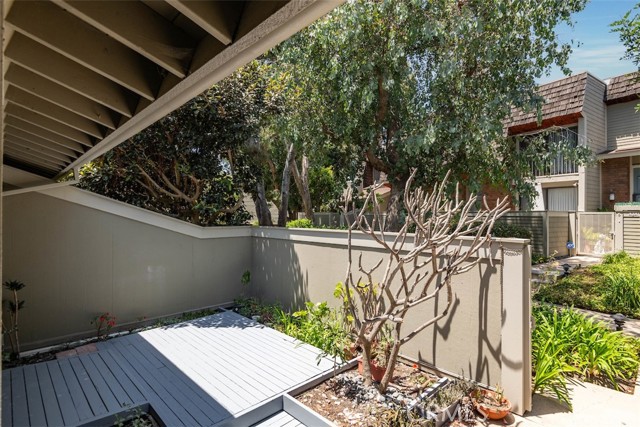 Detail Gallery Image 21 of 39 For 4351 Redwood Ave #5,  Marina Del Rey,  CA 90292 - 2 Beds | 2 Baths