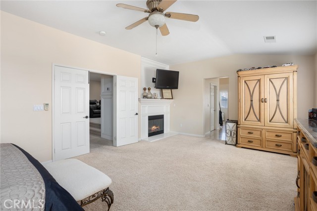 15850 Twin Lakes Dr, Moreno Valley CA: https://media.crmls.org/medias/f59b5f5b-0ec3-43ea-965f-e9a6d644fc50.jpg