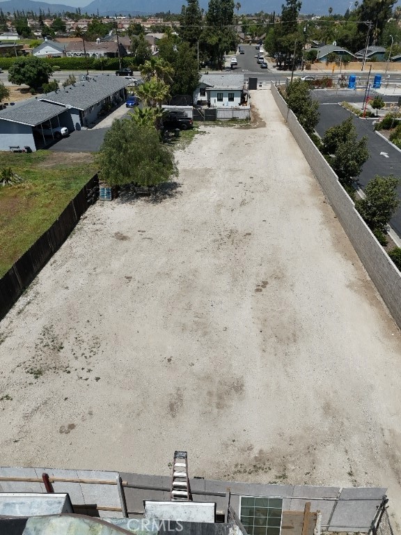 Detail Gallery Image 3 of 3 For 135 W Randall Ave, Rialto,  CA 92376 - 3 Beds | 1 Baths
