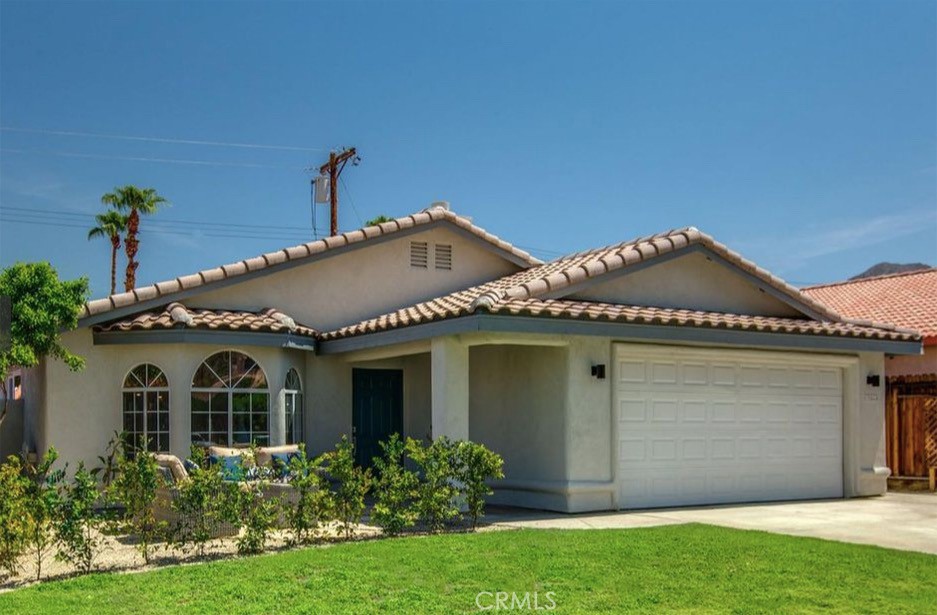 52060 Avenida Rubio