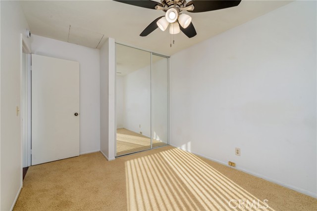 Detail Gallery Image 12 of 25 For 5825 E Creekside Ave #10,  Orange,  CA 92869 - 3 Beds | 1/1 Baths