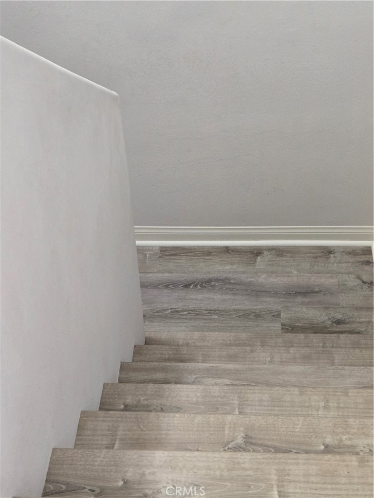https://media.crmls.org/medias/f59d519f-c0f8-4135-98c6-a4451ebbf14b.jpg?preset=X-Large