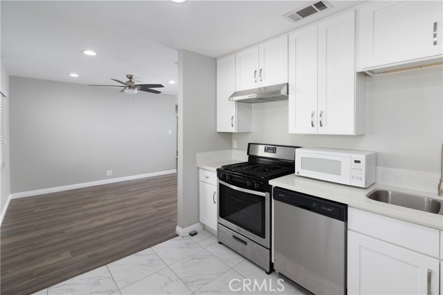 Detail Gallery Image 10 of 29 For 25636 Sun Ave, Loma Linda,  CA 92354 - 4 Beds | 2 Baths