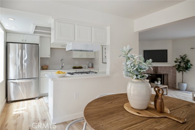 2701 Voorhees Avenue, Redondo Beach, California 90278, 2 Bedrooms Bedrooms, ,2 BathroomsBathrooms,Residential,Sold,Voorhees,SB21161153