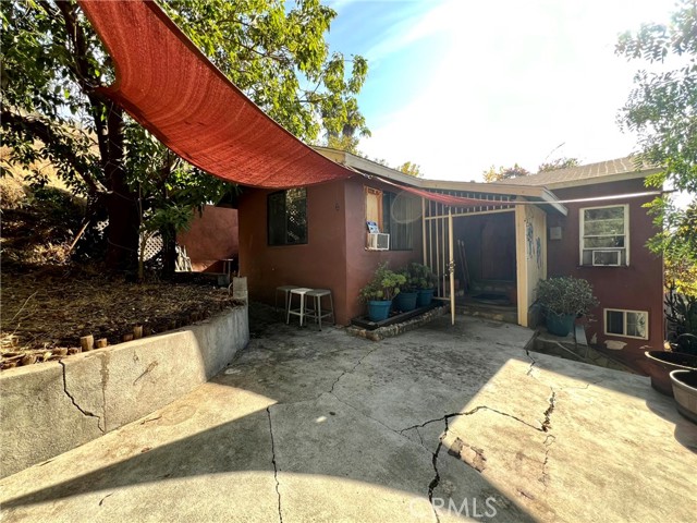 Detail Gallery Image 2 of 42 For 952 Miller Ave, City Terrace,  CA 90063 - – Beds | – Baths