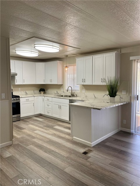 Detail Gallery Image 12 of 39 For 12101 Dale Ave #107,  Stanton,  CA 90680 - 2 Beds | 2 Baths