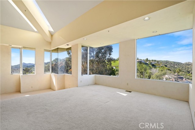 Detail Gallery Image 14 of 52 For 11 Mustang Ln, Bell Canyon,  CA 91307 - 5 Beds | 4/1 Baths