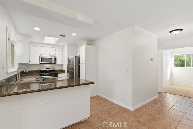 Detail Gallery Image 13 of 30 For 1691 W Ontario Ave, Corona,  CA 92882 - 4 Beds | 2 Baths