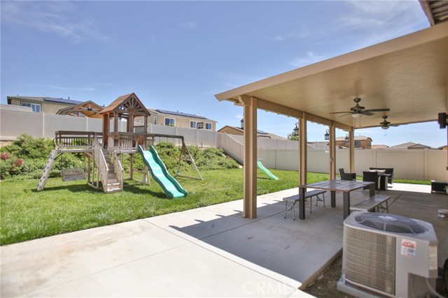 Detail Gallery Image 39 of 41 For 1736 Arcus Ct, Beaumont,  CA 92223 - 4 Beds | 2 Baths