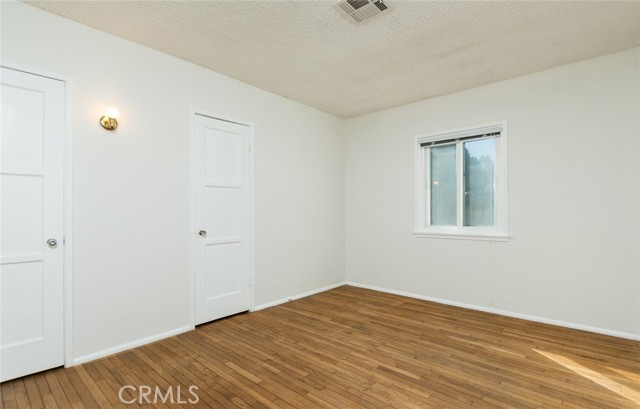 Detail Gallery Image 14 of 31 For 10515 Lanark, Sun Valley,  CA 91352 - 3 Beds | 1 Baths