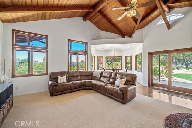Detail Gallery Image 12 of 64 For 19750 Avenida Rosella, Murrieta,  CA 92562 - 5 Beds | 4 Baths