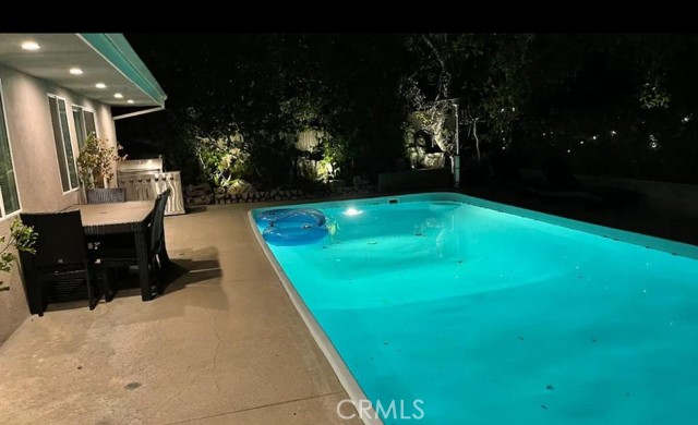 5357 Ellenvale Avenue, Woodland Hills CA: https://media.crmls.org/medias/f5a28f5c-56c3-404f-a1e9-be7653dff64f.jpg