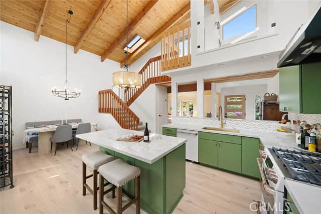 Detail Gallery Image 12 of 57 For 306 Highland Drive, Los Osos,  CA 93402 - 3 Beds | 2 Baths