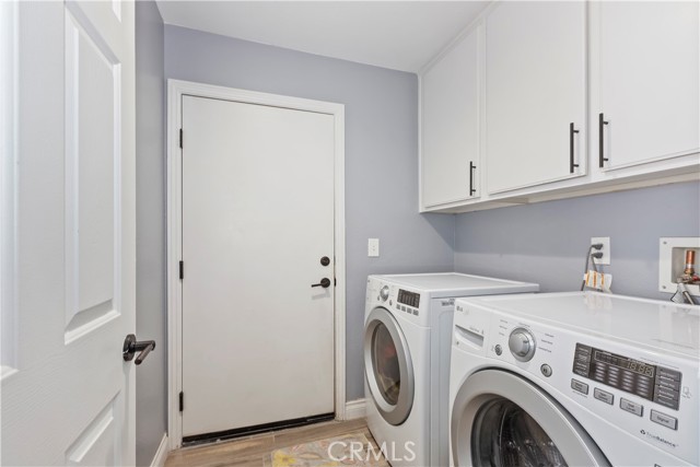 21269 Chardonnay Drive, Apple Valley CA: https://media.crmls.org/medias/f5a3aeb9-d823-4926-897b-d2b83a4ff34a.jpg