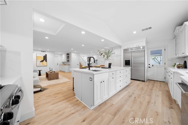 14 Eagle point, Irvine CA: https://media.crmls.org/medias/f5a3f263-c00a-4c2b-a629-14f771c9cbe0.jpg