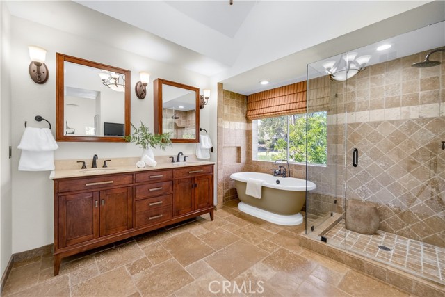 Detail Gallery Image 17 of 41 For 24845 Avenida Asoleada, Calabasas,  CA 91302 - 4 Beds | 3 Baths