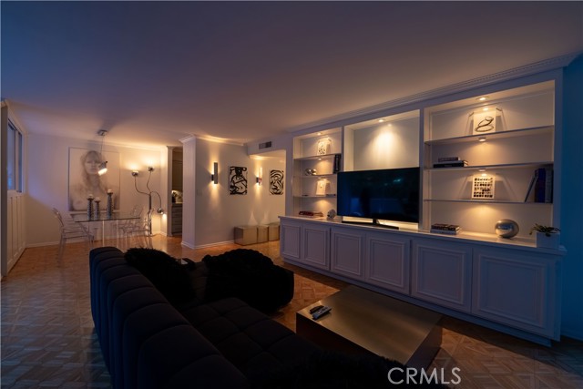 Detail Gallery Image 9 of 43 For 8787 Shoreham Dr #201,  West Hollywood,  CA 90069 - 1 Beds | 1 Baths