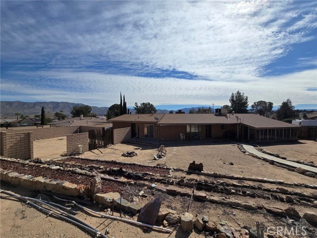 Detail Gallery Image 2 of 2 For 18622 Orange, Hesperia,  CA 92345 - 2 Beds | 2 Baths