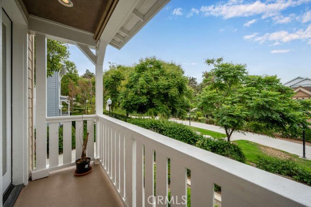 46 Hinterland Way, Ladera Ranch CA: https://media.crmls.org/medias/f5a8dc00-5a14-4b0c-95f7-ab32f9b41f01.jpg