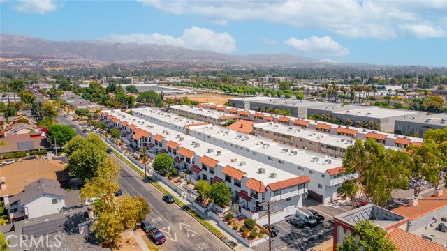 Detail Gallery Image 37 of 39 For 10030 Owensmouth Ave #77,  Chatsworth,  CA 91311 - 3 Beds | 3 Baths