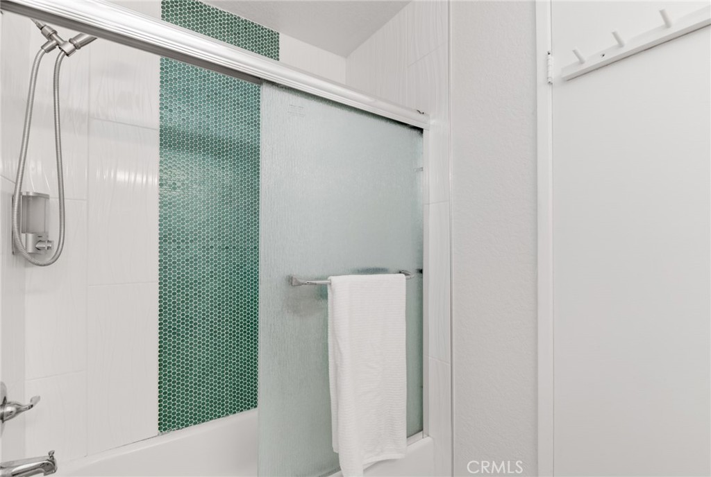 11305 Avenida De Los Lobos - photo 18